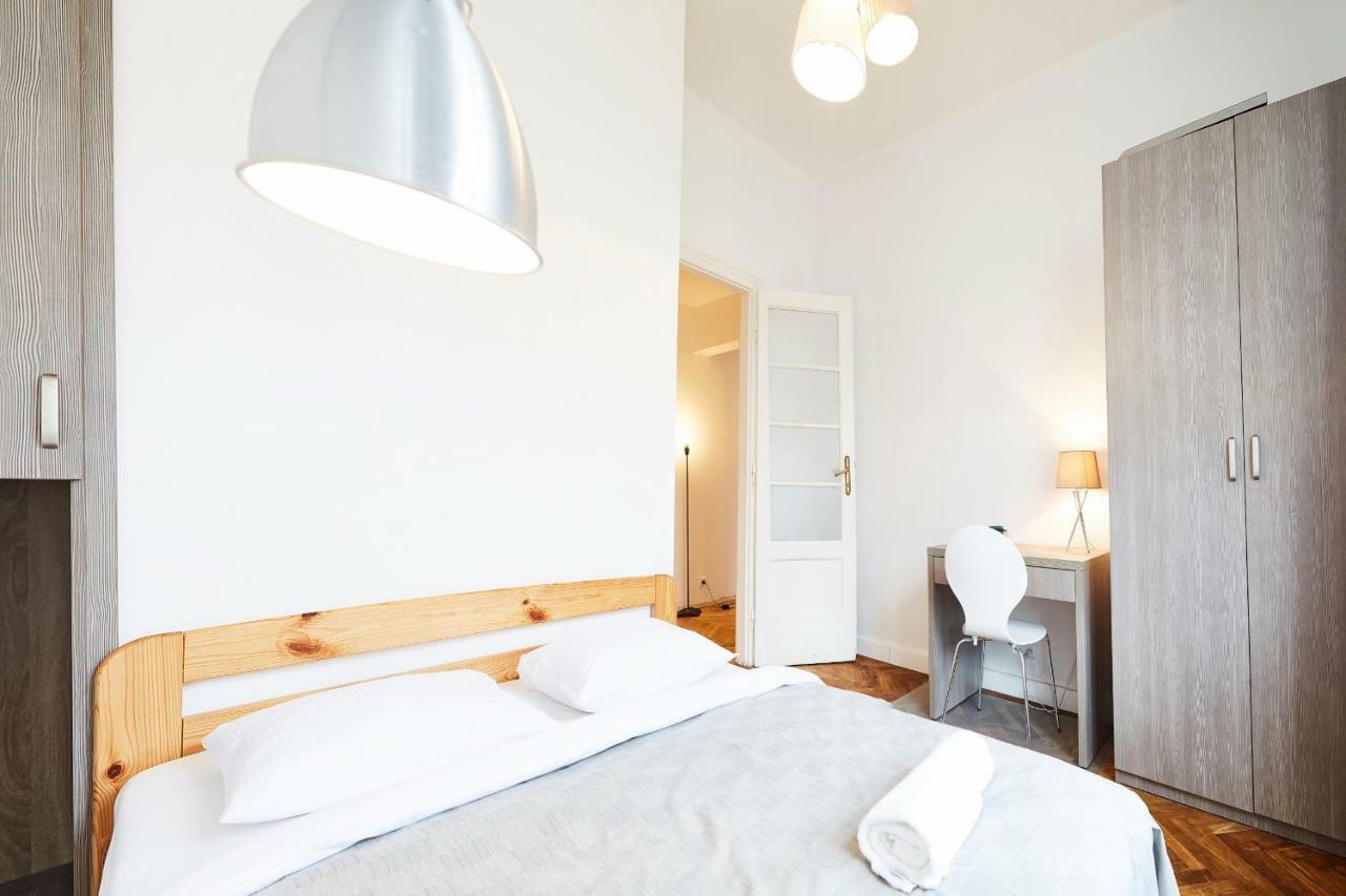 Modern Apartments Krasków Εξωτερικό φωτογραφία